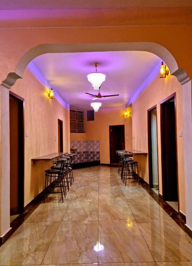 LA Villa Pondi Cherie Pondicherry Esterno foto