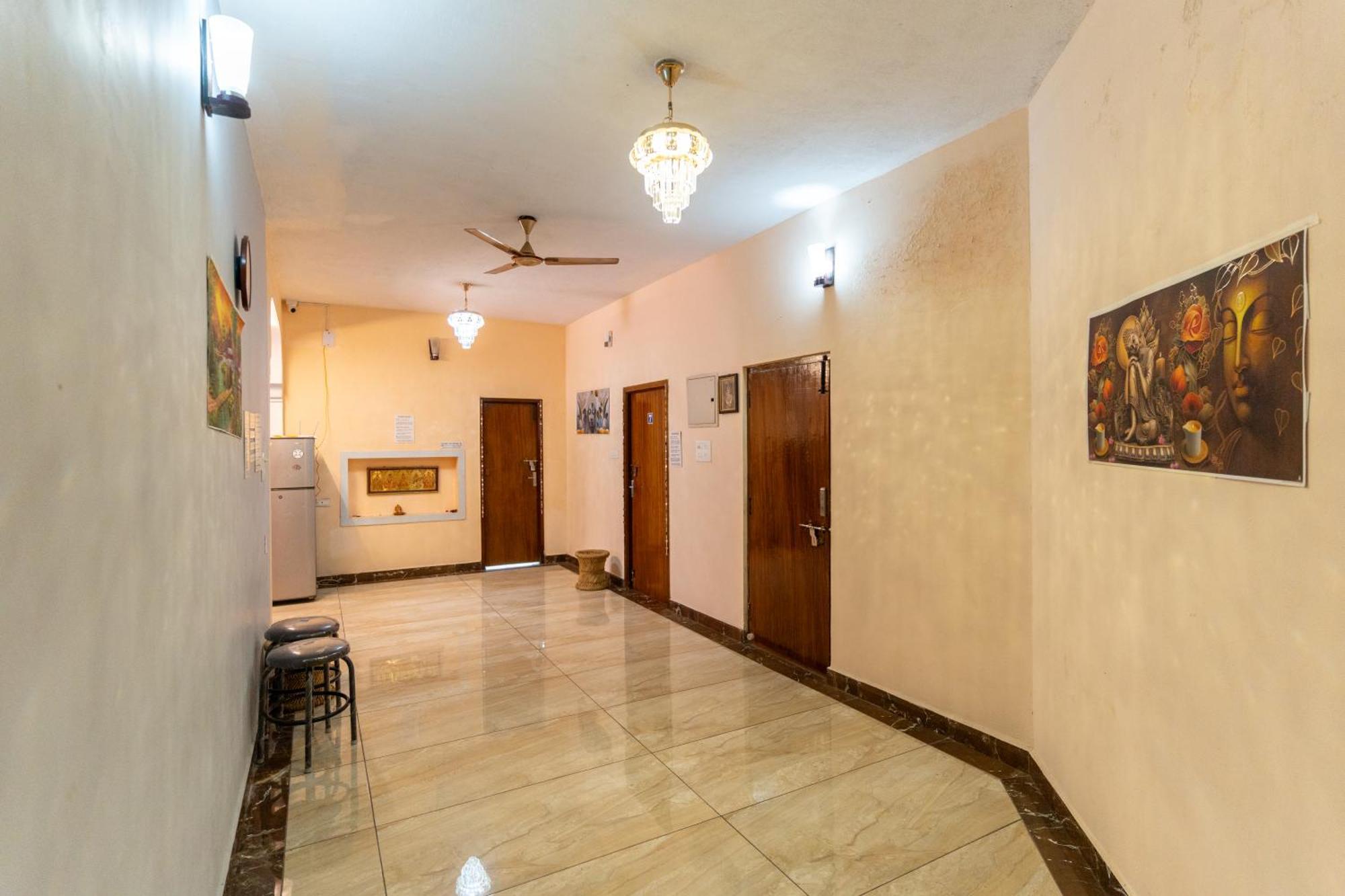 LA Villa Pondi Cherie Pondicherry Esterno foto
